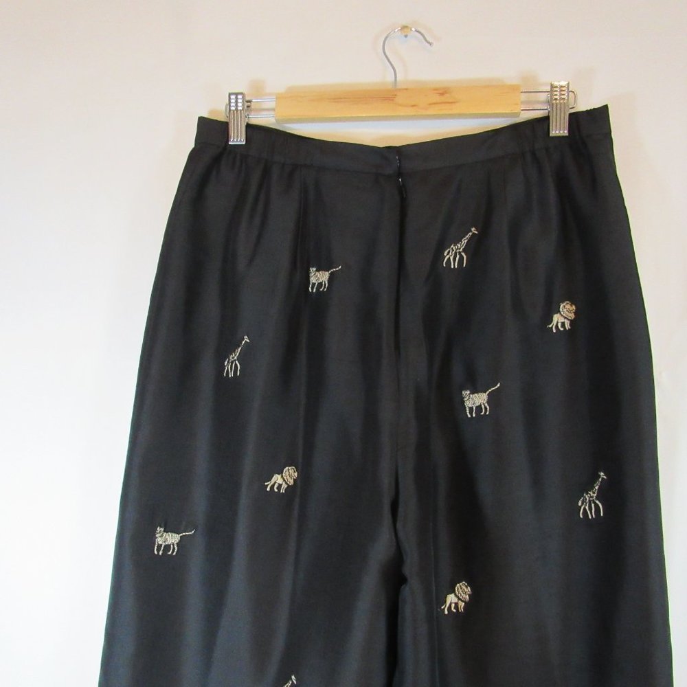 Silk Capri Black Embroidered Safari Animals Tiger Lion Giraffe Pants - Picture 8 of 9